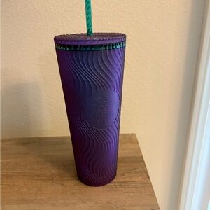 NWOT Starbucks Purple Tumbler Venti